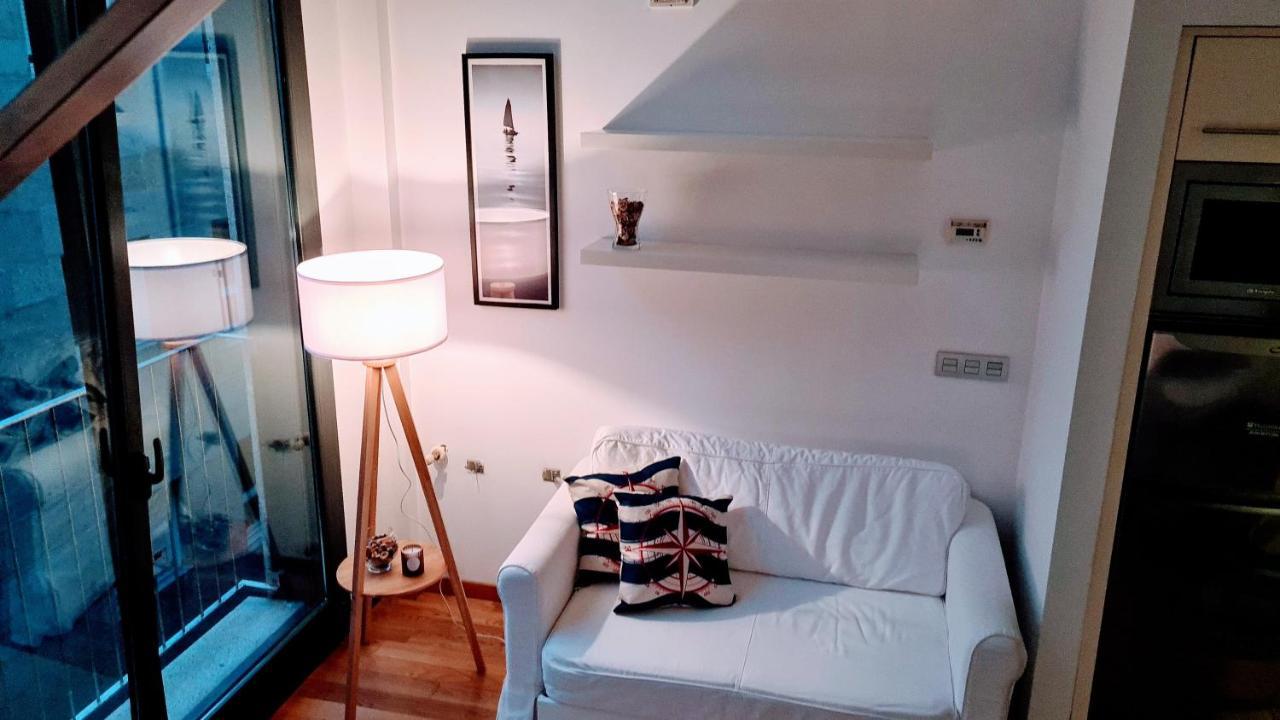 El Camarote Del Fraga Apartamento En Pleno Centro De Vigo Con Parking Esterno foto